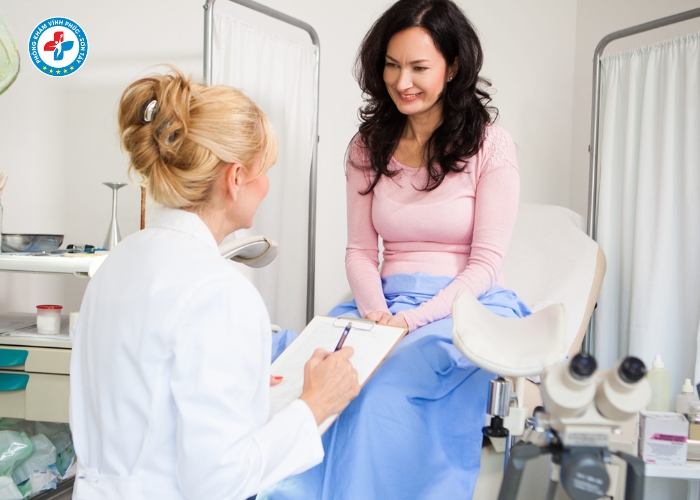 khám phụ khoa tại Vĩnh Tường (8)