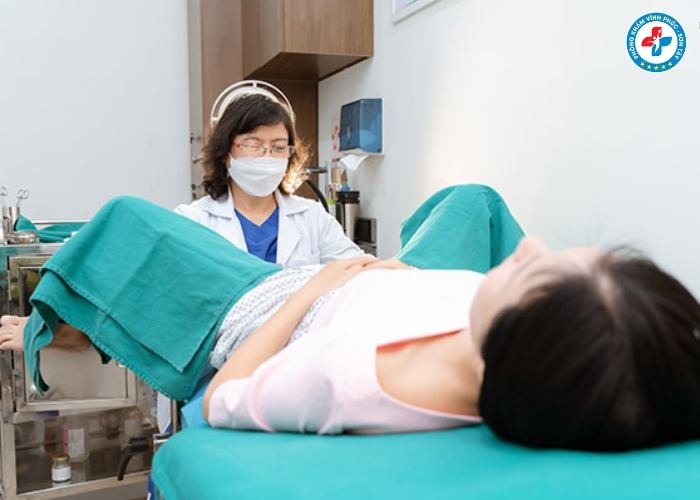 Vừa hết kinh 1 ngày có đi khám phụ khoa được không (4) Vừa hết kinh 1 ngày có đi khám phụ khoa được không (4)